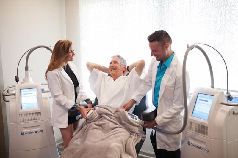 Slim Studio patient receiving CoolSculpting for Men treatment