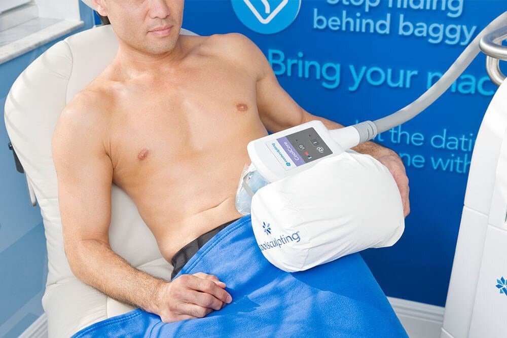 1775609061_coolsculpting-for-male-flanks-1 Male undergoing CoolSculpting in Atlanta