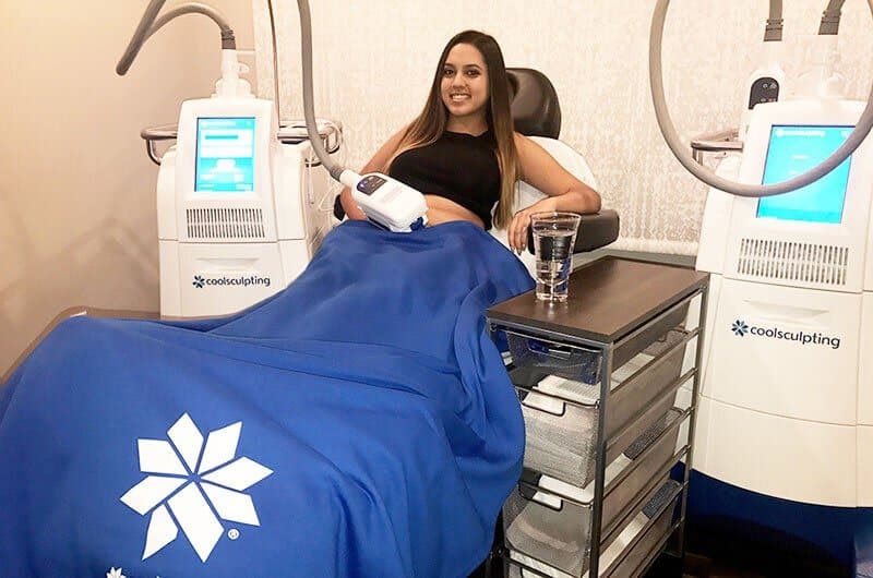 Atlanta CoolSculpting patient undergoing treatment at Slim Studio